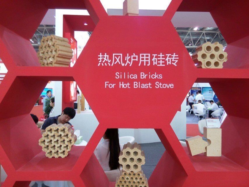 Red Refractory Bricks , Fireclay Bricks High Temperature Resistance 230*114*65 /230*114*20