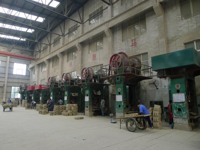 The Refractory Material Vdz Shaped Kiln Refractory Bricks , Magnesia Chrome Brick For Furnace
