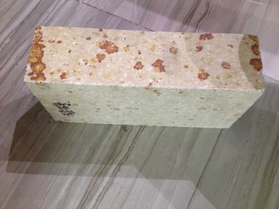 Refractory Material Alumina Silica Brick , Lightweight Insulating Boiler Fire Brick